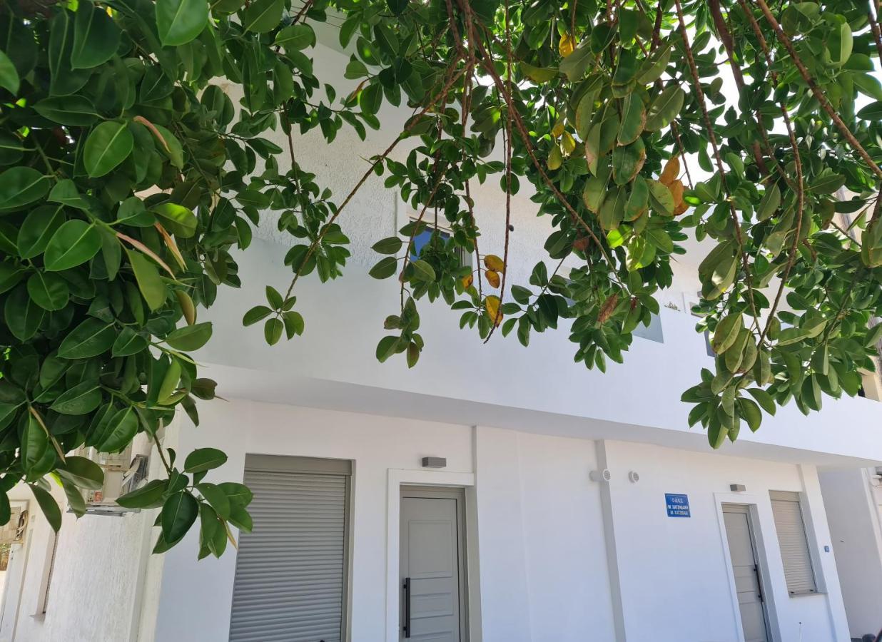 Sarri Appartments Αμουδάρα Εξωτερικό φωτογραφία